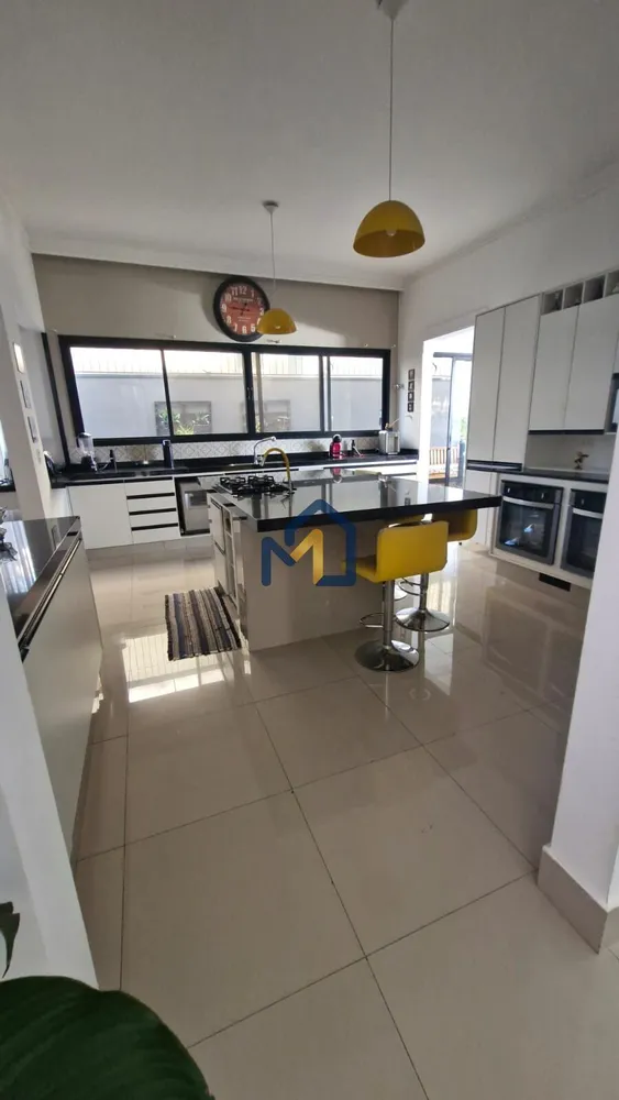 Casa, 5 quartos, 352 m² - Foto 3