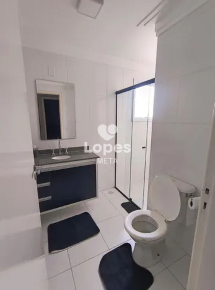Apartamento à venda com 2 quartos, 68m² - Foto 2