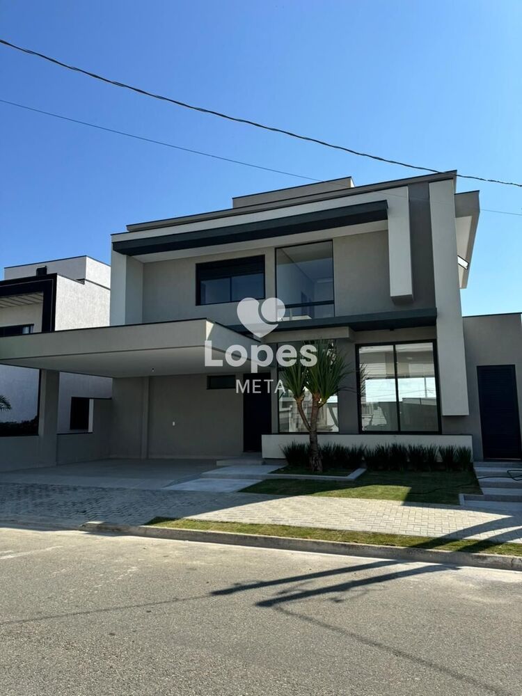 Casa à venda com 4 quartos, 230m² - Foto 2