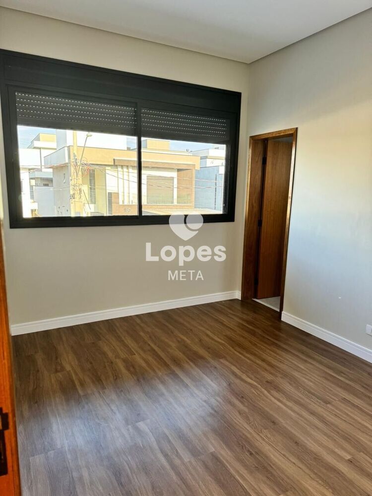 Casa à venda com 4 quartos, 230m² - Foto 9