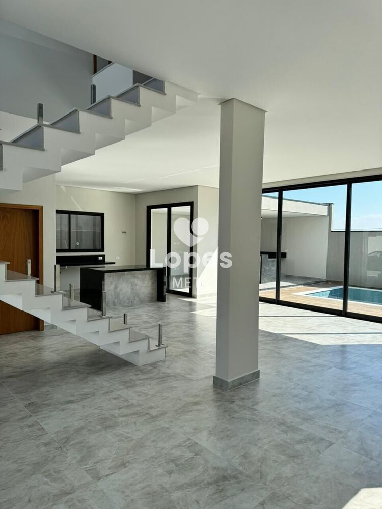 Casa à venda com 4 quartos, 230m² - Foto 5