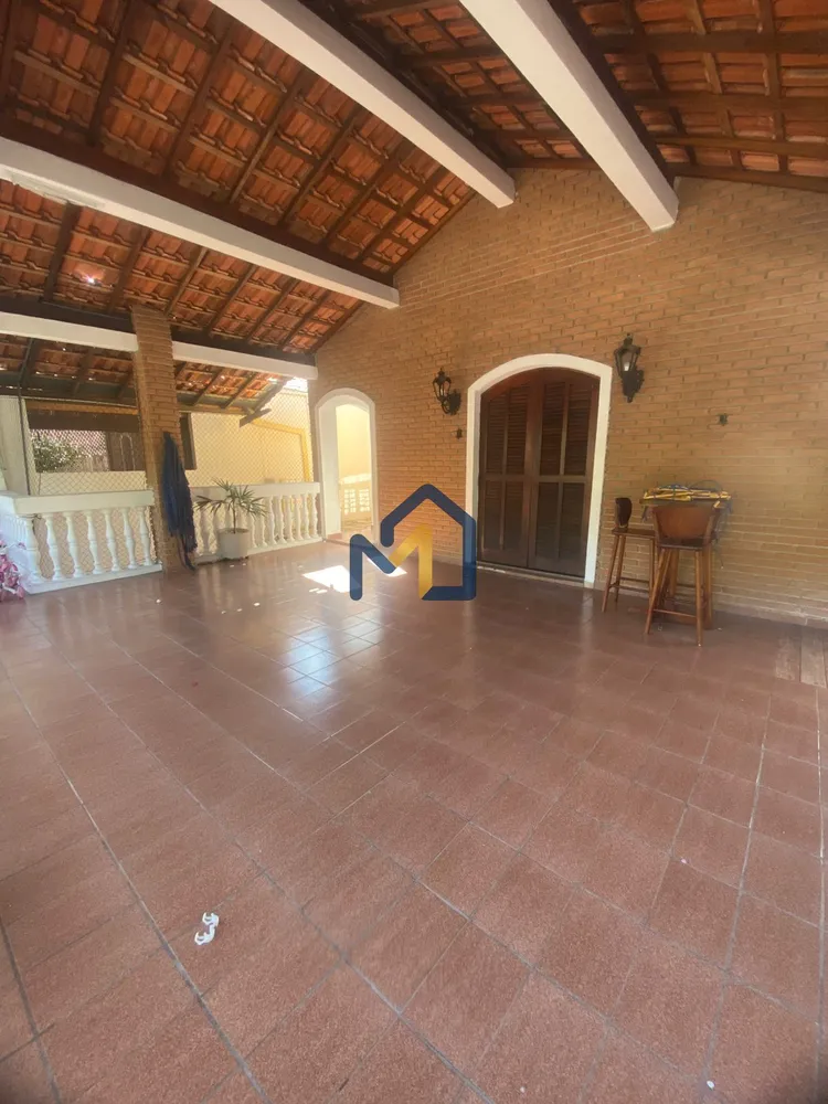 Casa, 5 quartos, 184 m² - Foto 1