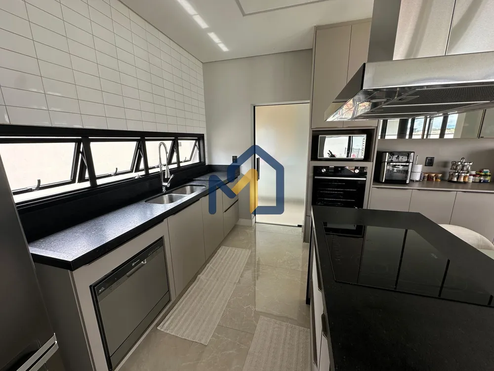 Casa, 4 quartos, 283 m² - Foto 2