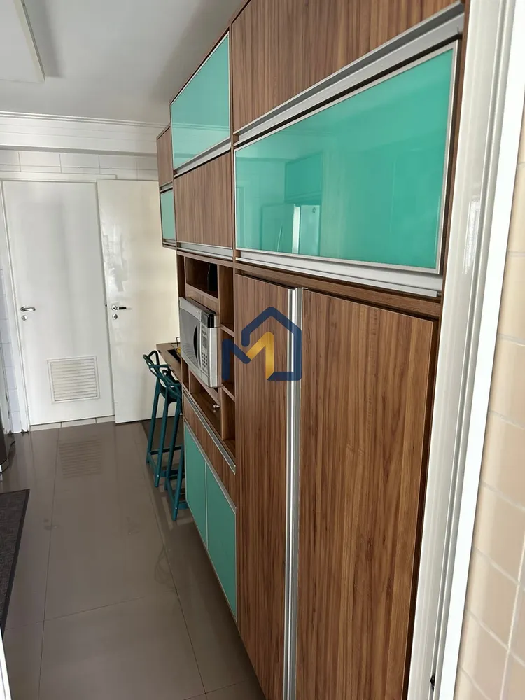 Apartamento, 3 quartos, 182 m² - Foto 2