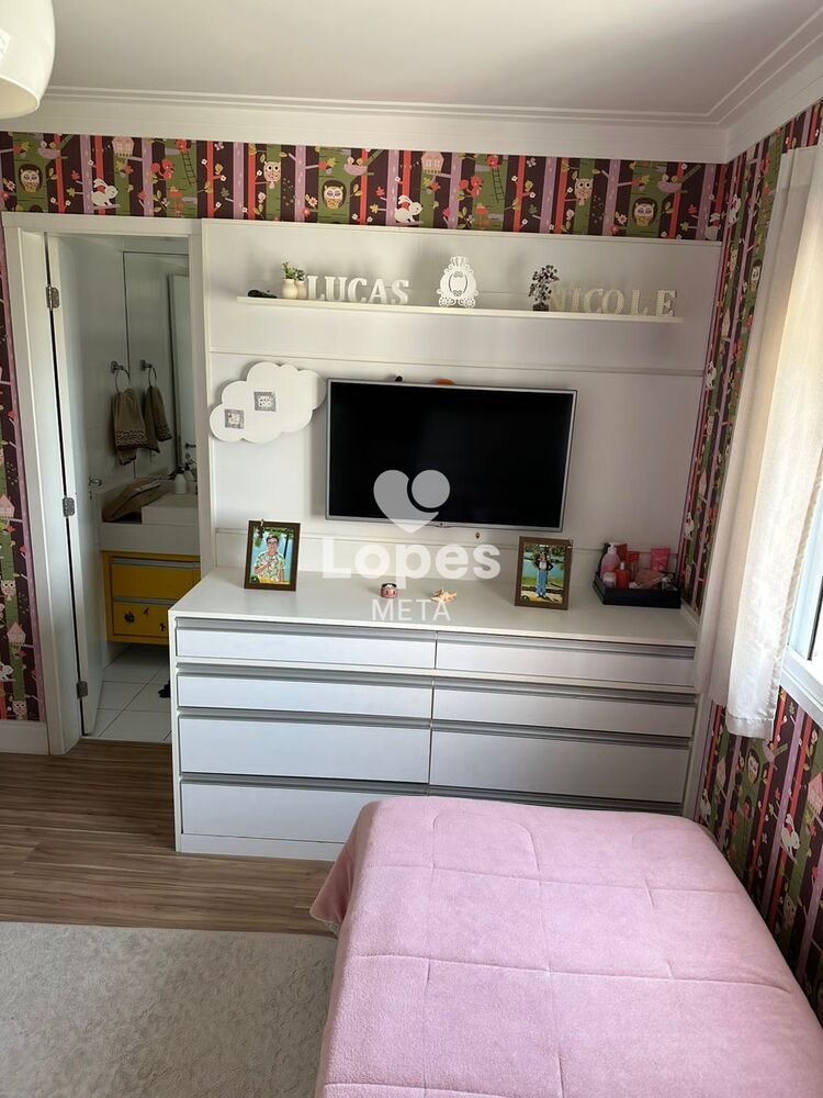 Apartamento à venda com 3 quartos, 182m² - Foto 4