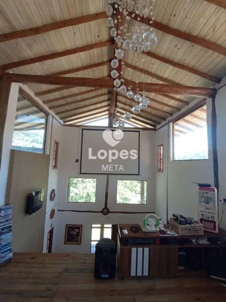Casa à venda com 4 quartos, 280m² - Foto 4