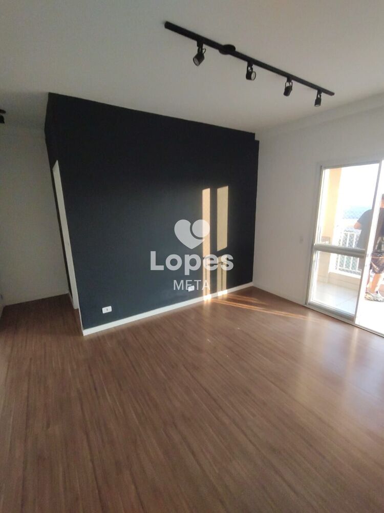 Apartamento à venda com 2 quartos, 61m² - Foto 1