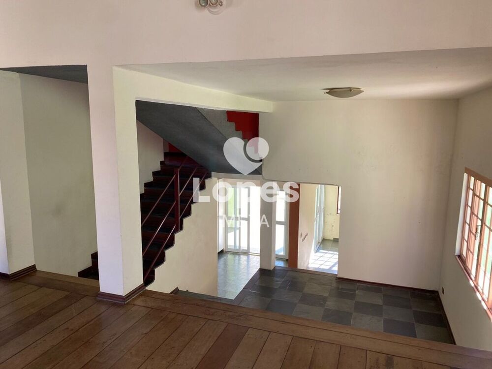 Casa à venda com 4 quartos, 160m² - Foto 6