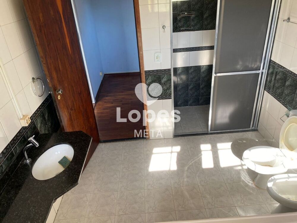 Casa à venda com 4 quartos, 160m² - Foto 7