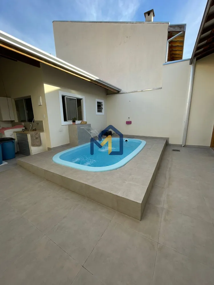 Casa, 2 quartos, 200 m² - Foto 1