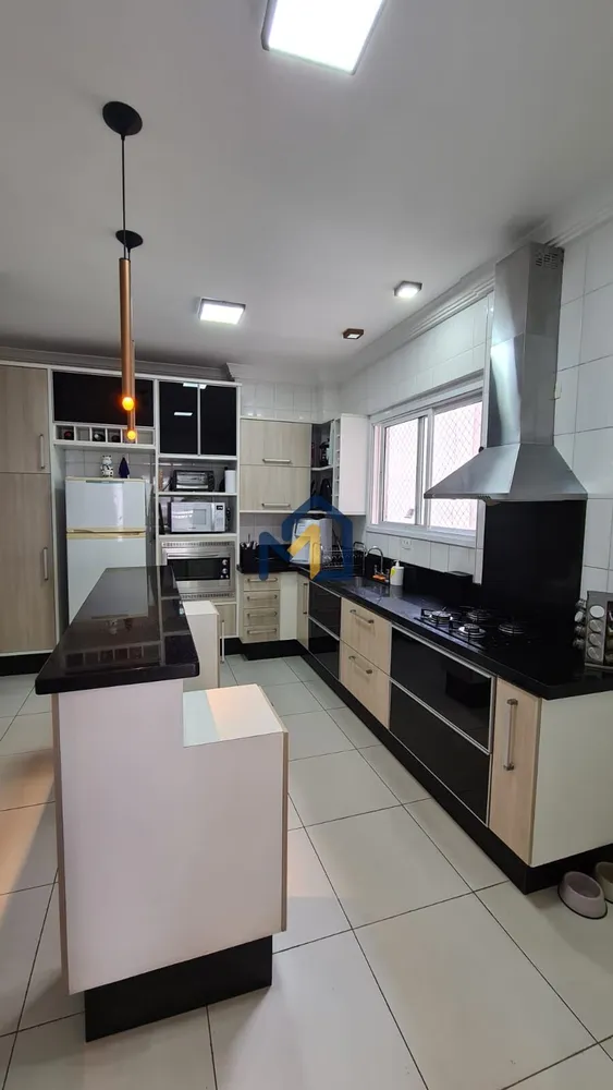 Apartamento, 3 quartos, 122 m² - Foto 1