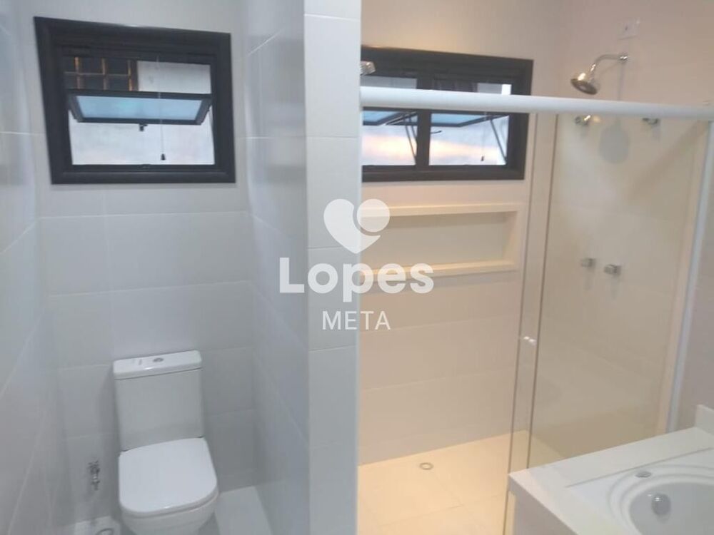 Casa à venda com 4 quartos, 261m² - Foto 8