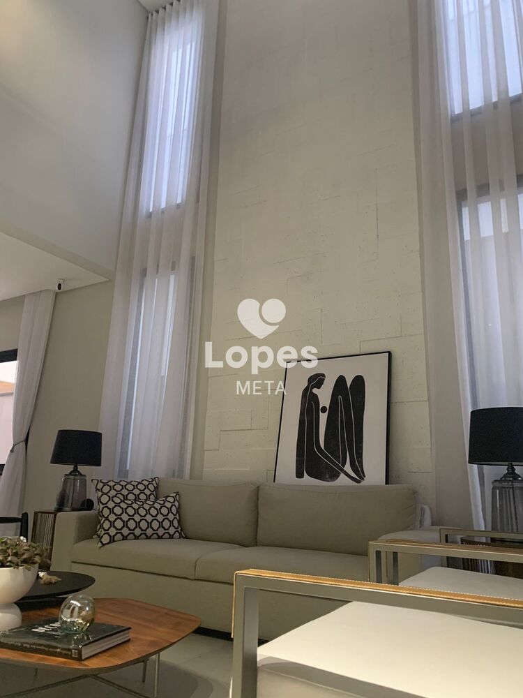 Casa à venda com 4 quartos, 261m² - Foto 1