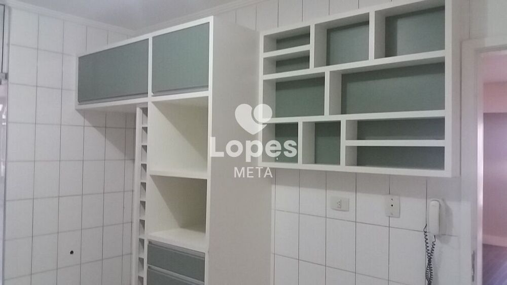Apartamento à venda com 3 quartos, 105m² - Foto 4