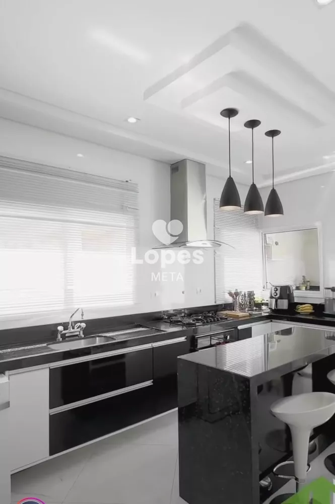 Casa, 4 quartos, 270 m² - Foto 6