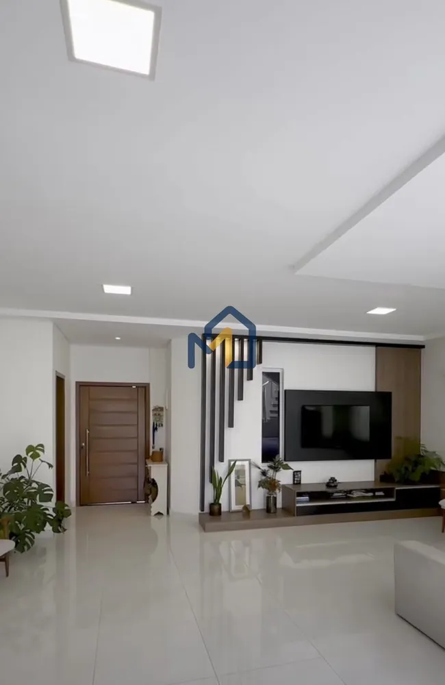 Casa, 4 quartos, 270 m² - Foto 22