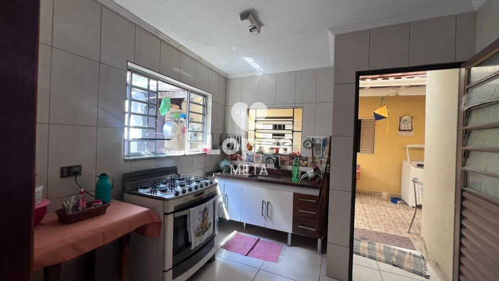 Casa, 3 quartos, 250 m² - Foto 3