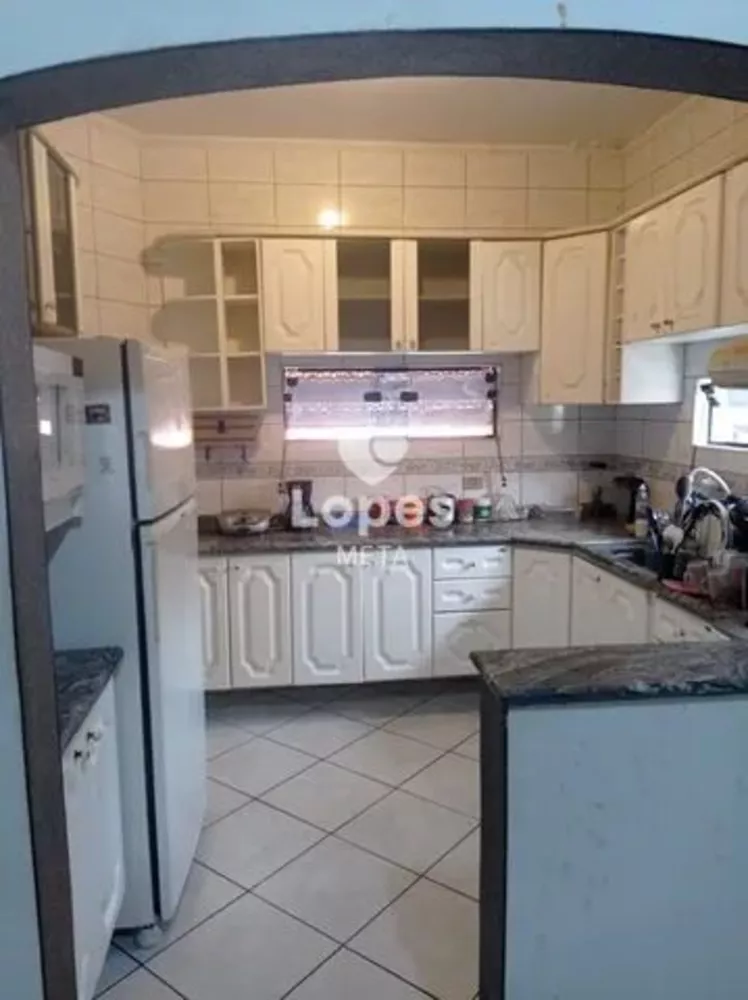 Casa, 3 quartos, 250 m² - Foto 10