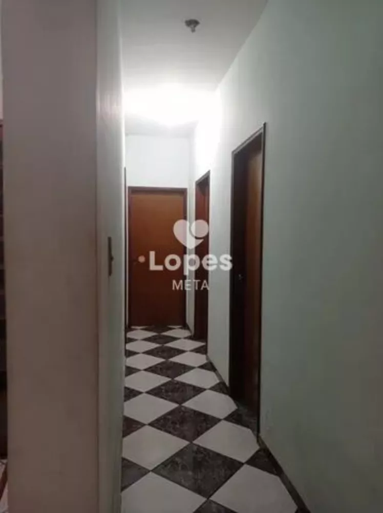 Casa, 3 quartos, 250 m² - Foto 7