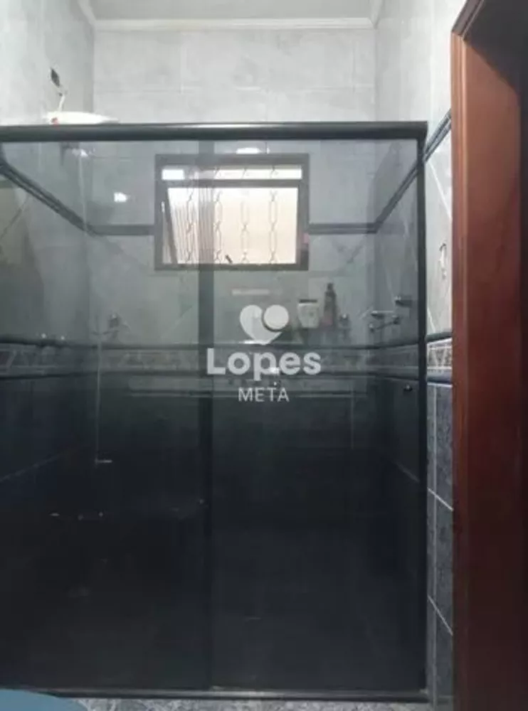 Casa, 3 quartos, 250 m² - Foto 1