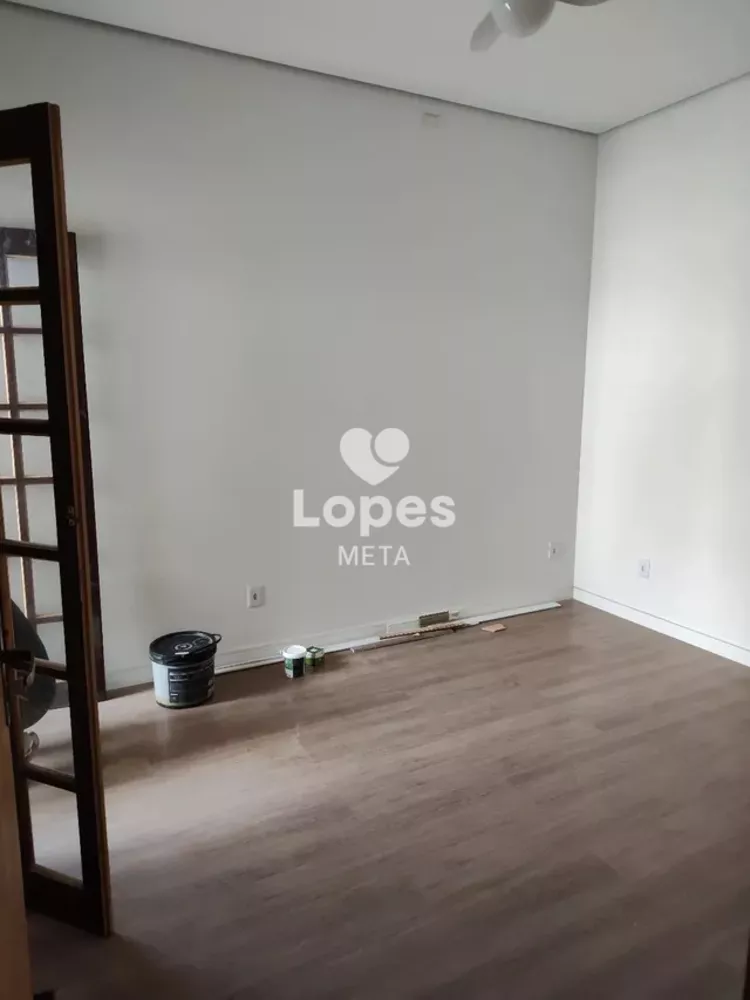 Casa, 4 quartos, 220 m² - Foto 12