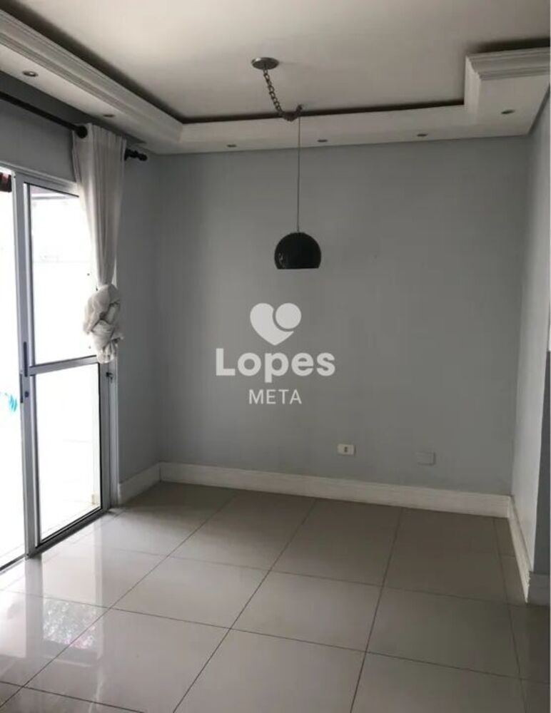 Casa à venda com 2 quartos, 75m² - Foto 1