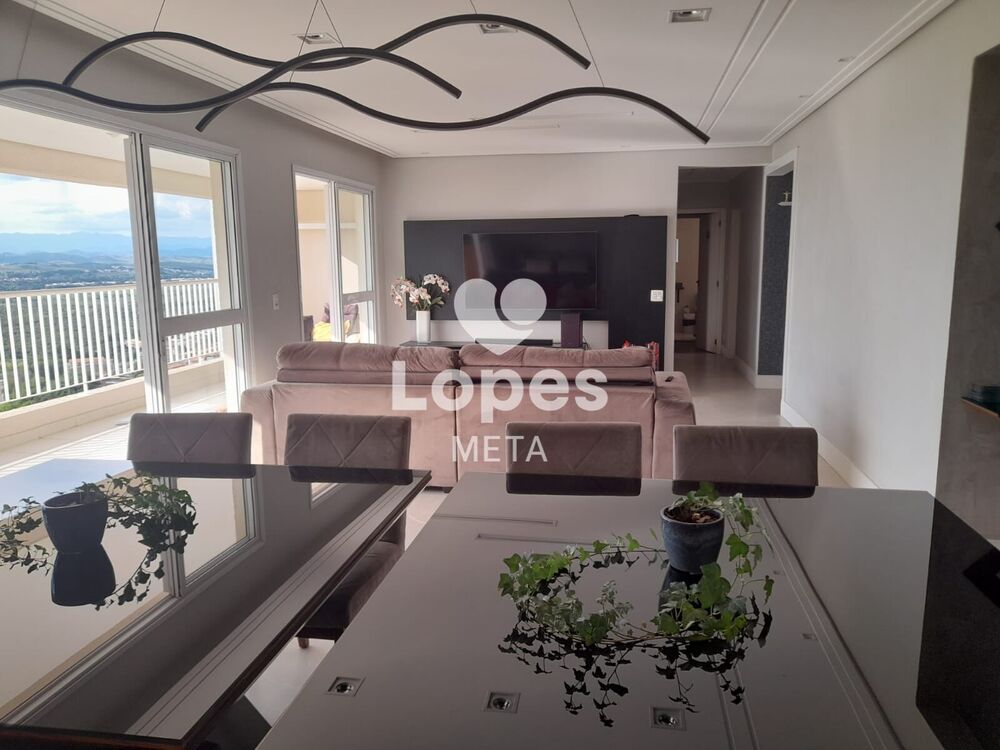 Apartamento à venda com 3 quartos, 156m² - Foto 1