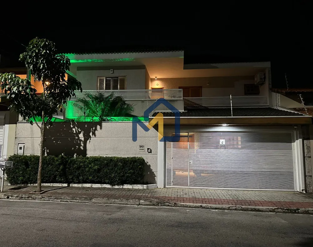 Casa, 3 quartos, 155 m² - Foto 1
