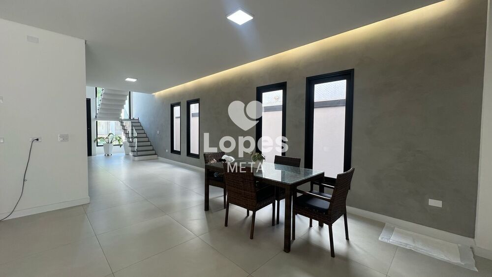 Casa, 3 quartos, 200 m² - Foto 3