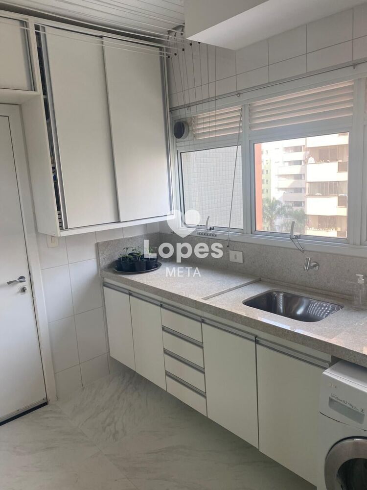 Apartamento, 4 quartos, 208 m² - Foto 2