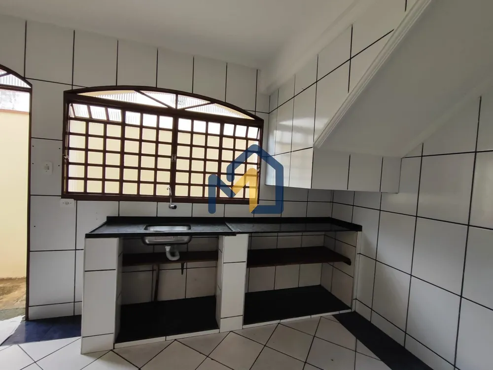 Sobrado, 4 quartos, 178 m² - Foto 1