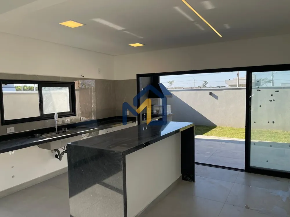 Casa, 3 quartos, 218 m² - Foto 4
