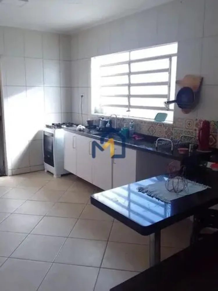 Casa, 3 quartos, 200 m² - Foto 3