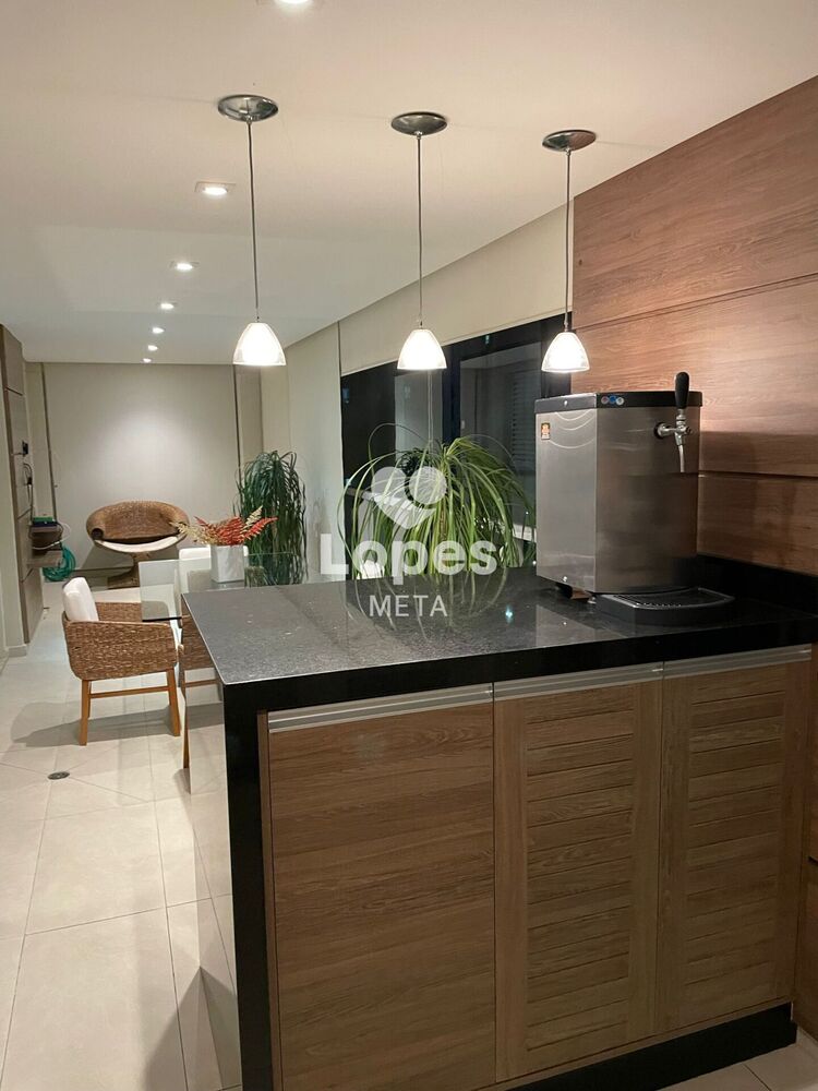 Apartamento para alugar com 4 quartos, 183m² - Foto 2