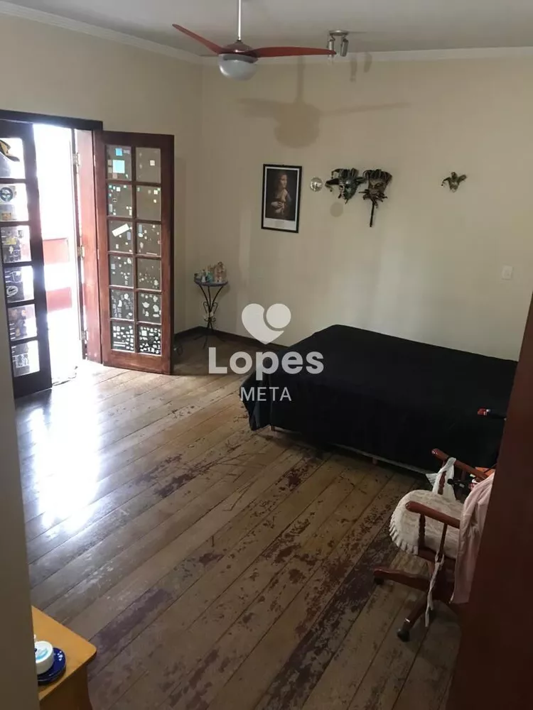 Casa, 3 quartos, 360 m² - Foto 32