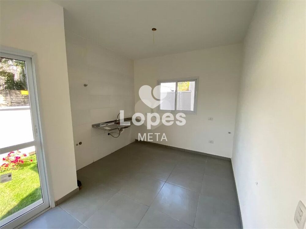 Casa à venda com 3 quartos, 135m² - Foto 4