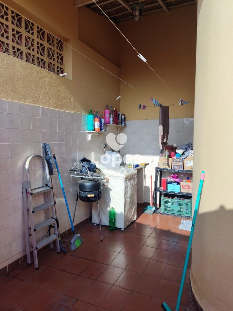 Casa à venda com 2 quartos, 75m² - Foto 5