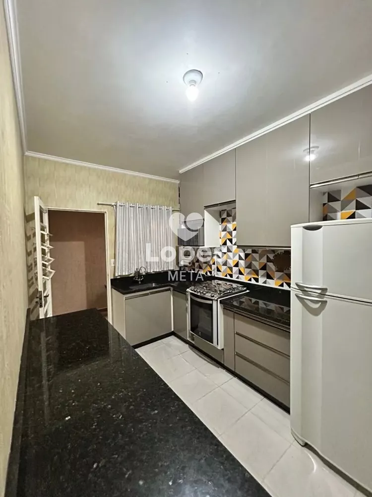 Apartamento, 3 quartos, 150 m² - Foto 1