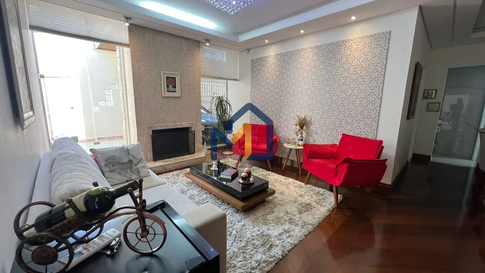 Casa, 3 quartos, 2780 m² - Foto 2