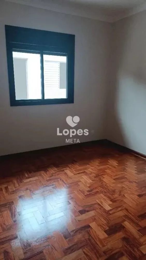 Casa, 3 quartos, 250 m² - Foto 3