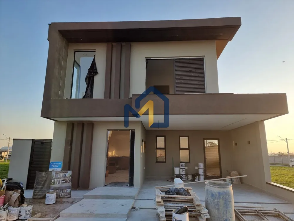 Casa, 3 quartos, 232 m² - Foto 1