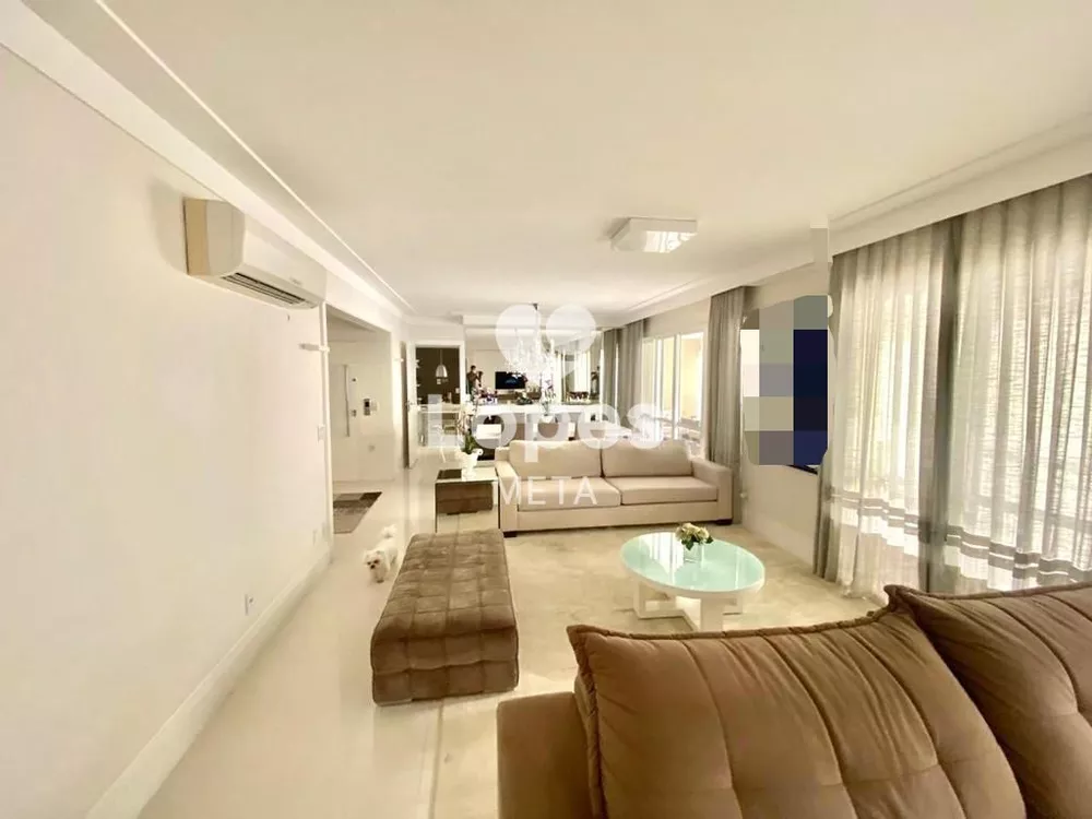 Apartamento, 3 quartos, 194 m² - Foto 1