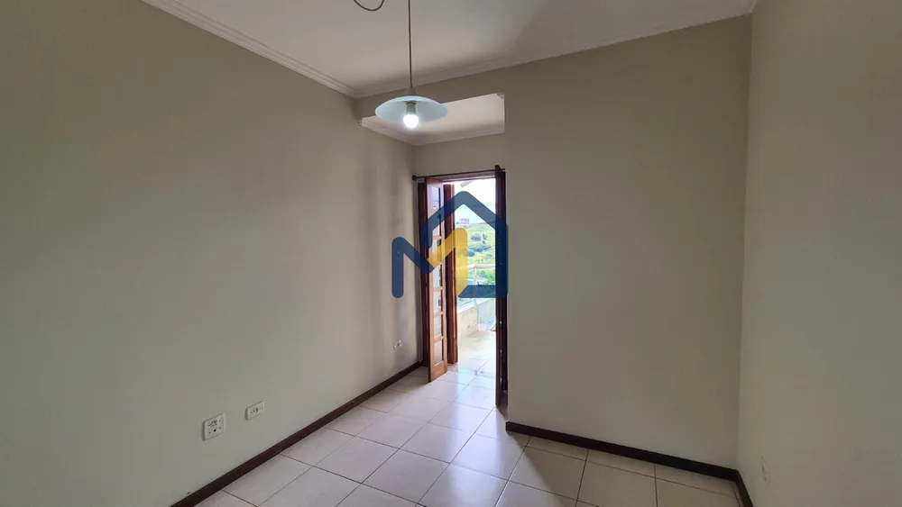 Casa, 3 quartos, 250 m² - Foto 11