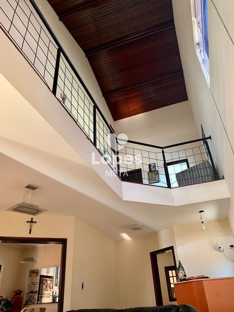Sobrado à venda com 2 quartos, 281m² - Foto 16