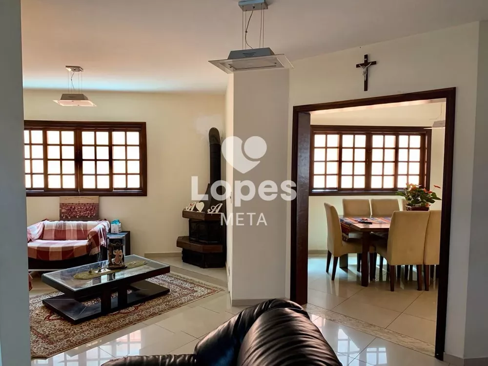 Sobrado, 2 quartos, 281 m² - Foto 2