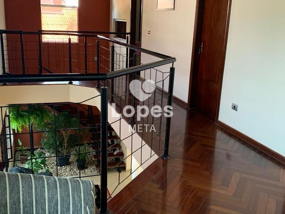 Sobrado à venda com 2 quartos, 281m² - Foto 5