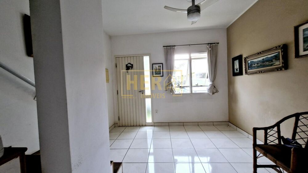 Casa de Condomínio à venda com 1 quarto, 78m² - Foto 3