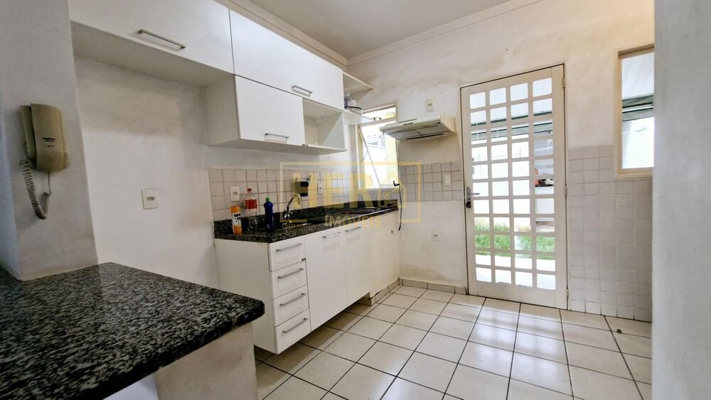 Casa de Condomínio à venda com 1 quarto, 78m² - Foto 1