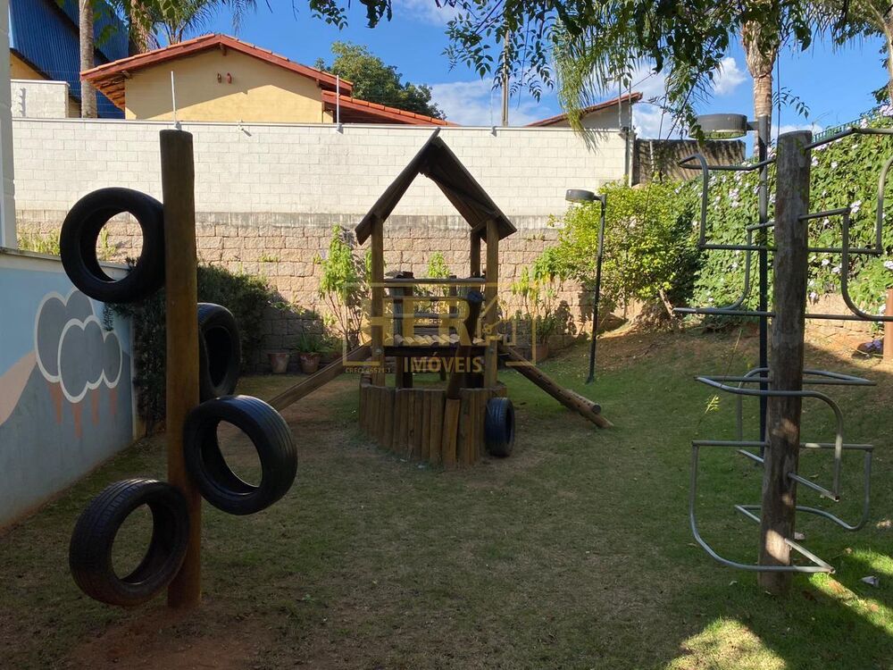 Casa de Condomínio para alugar com 3 quartos, 127m² - Foto 2