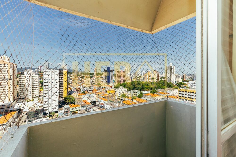Apartamento à venda com 3 quartos, 207m² - Foto 8